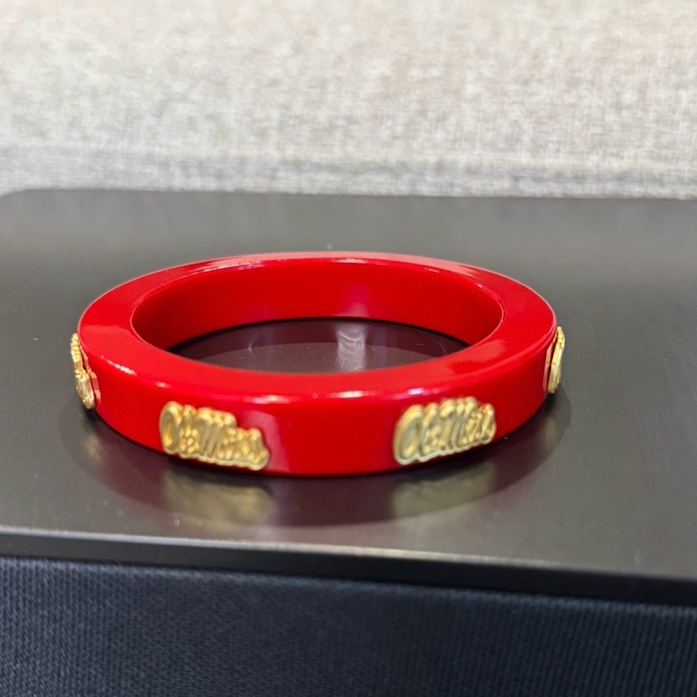 Chic Red Bangle Bracelet